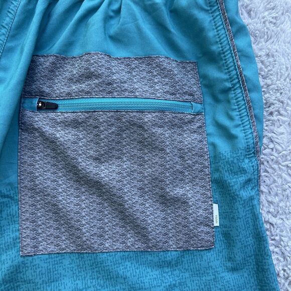 Vuori Men’s Trail Shorts 8” Lined Teal Aqua Blue Size Small Performance READ - Picture 7 of 9